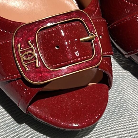 ETIENNE AIGNER Dune Red Patent Vegan Open-Toe Heels Shoes Size 6.5M Buckles B42 - Picture 4 of 10